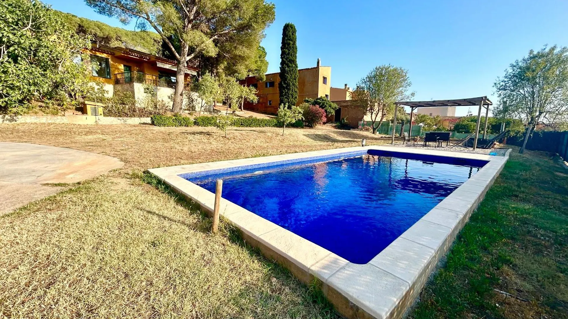 Casa Amb Piscina I Jardi A Palamos Per 6 Persones Βίλα